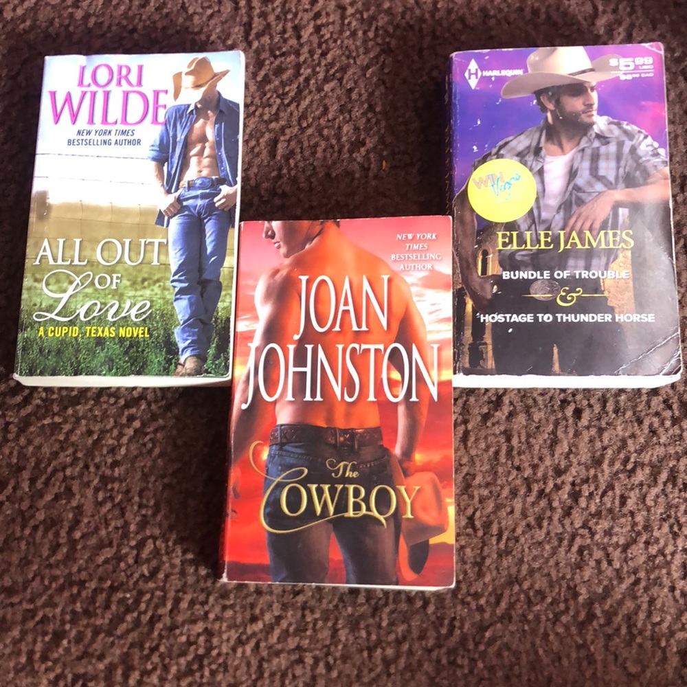 3 Romantic Novel set.